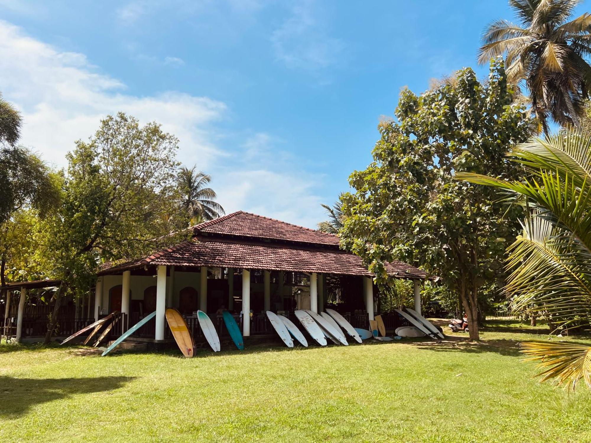 Calma - Surf, Yoga & Coffee On A Private Beach Dickwella Exterior foto