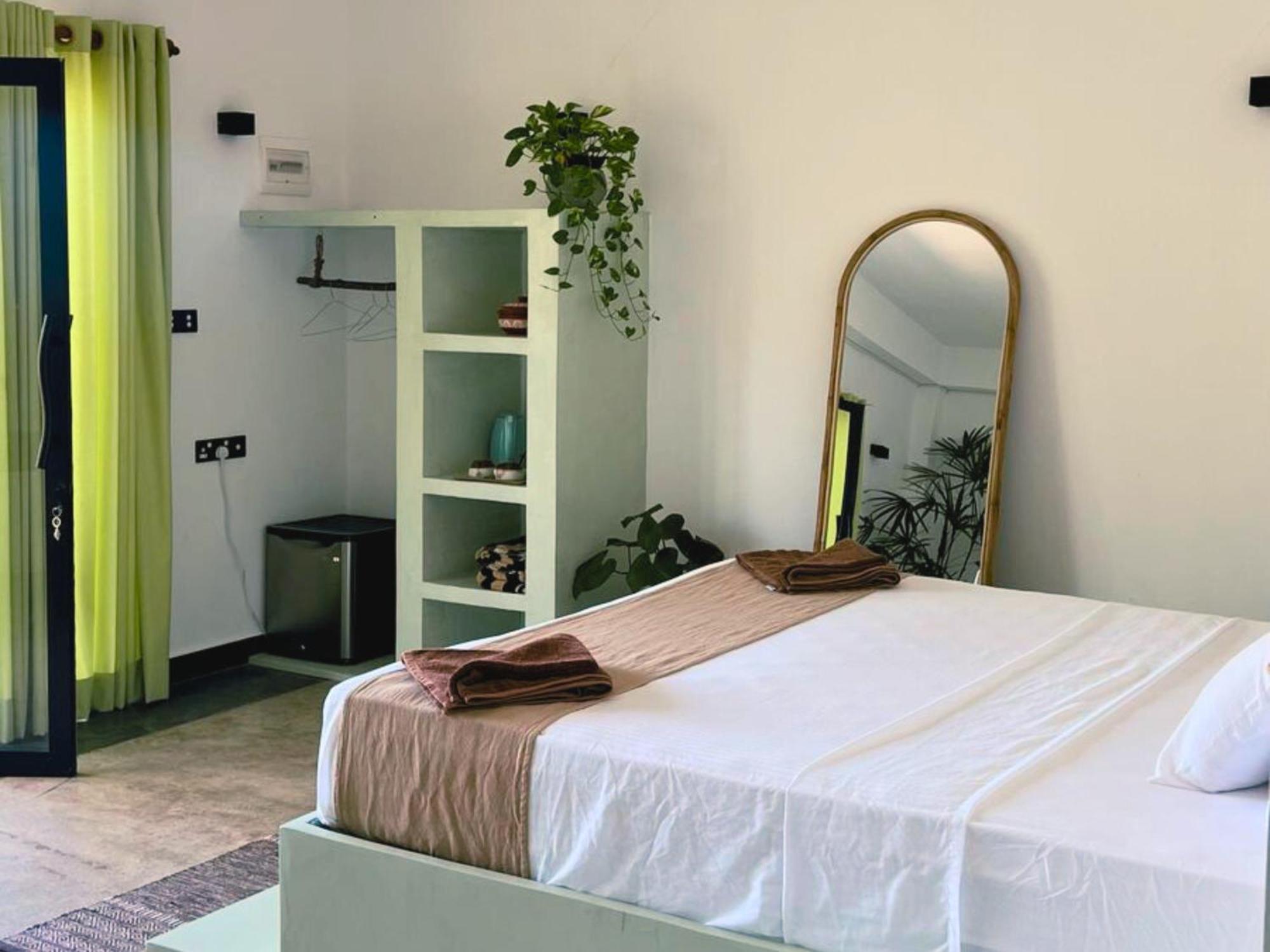 Calma - Surf, Yoga & Coffee On A Private Beach Dickwella Exterior foto